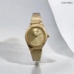 Women's Elegant Quartz Watch Available in 3 Colors