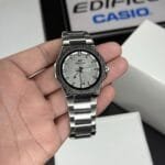 Men’s Silver Quartz Watch with Anti-Reflective Sapphire Crystal (3)