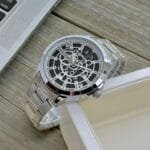 Super Slim Men’s Timepiece