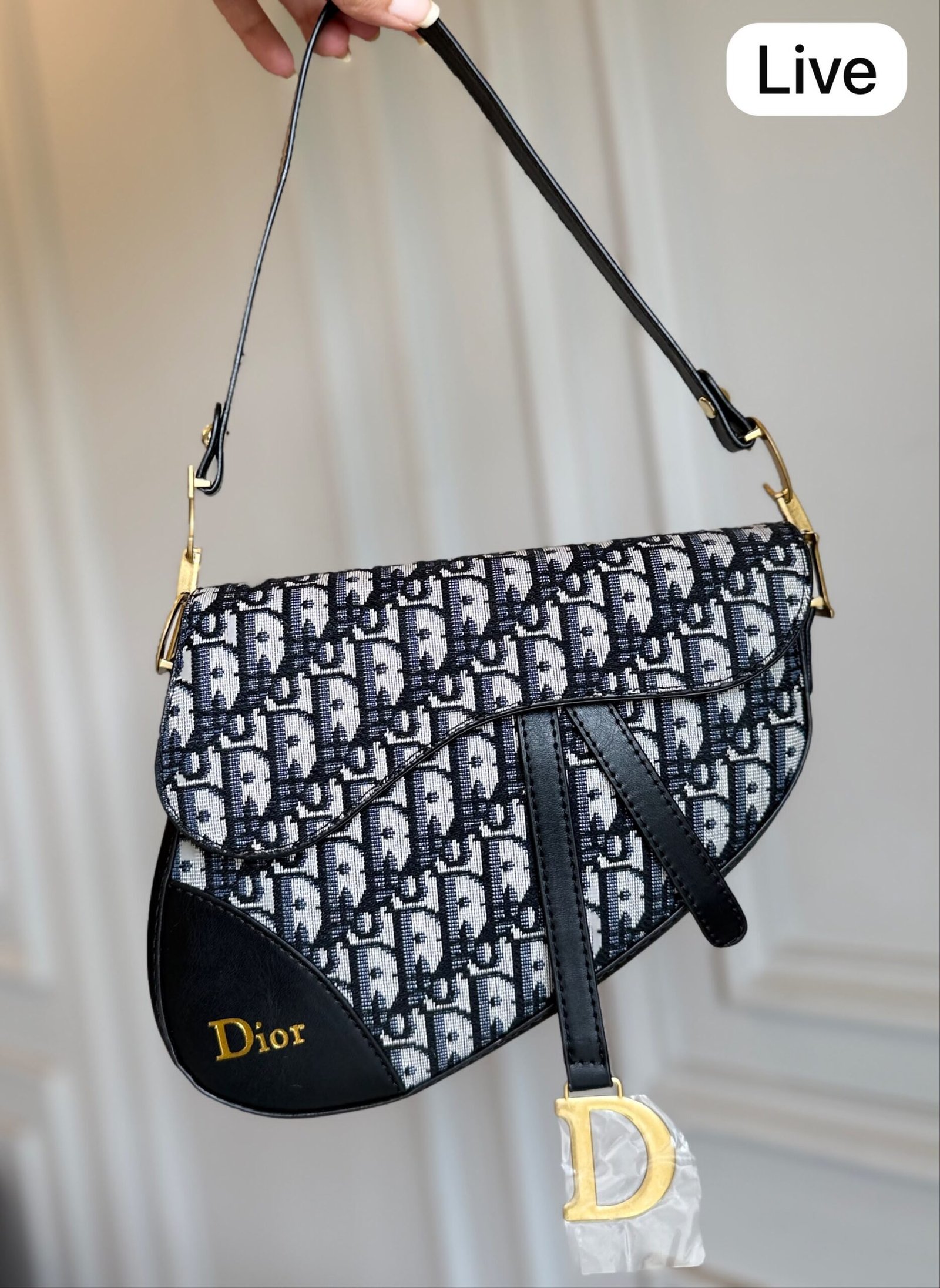 Curved Flap Shoulder Bag for Women BSBmart (5)