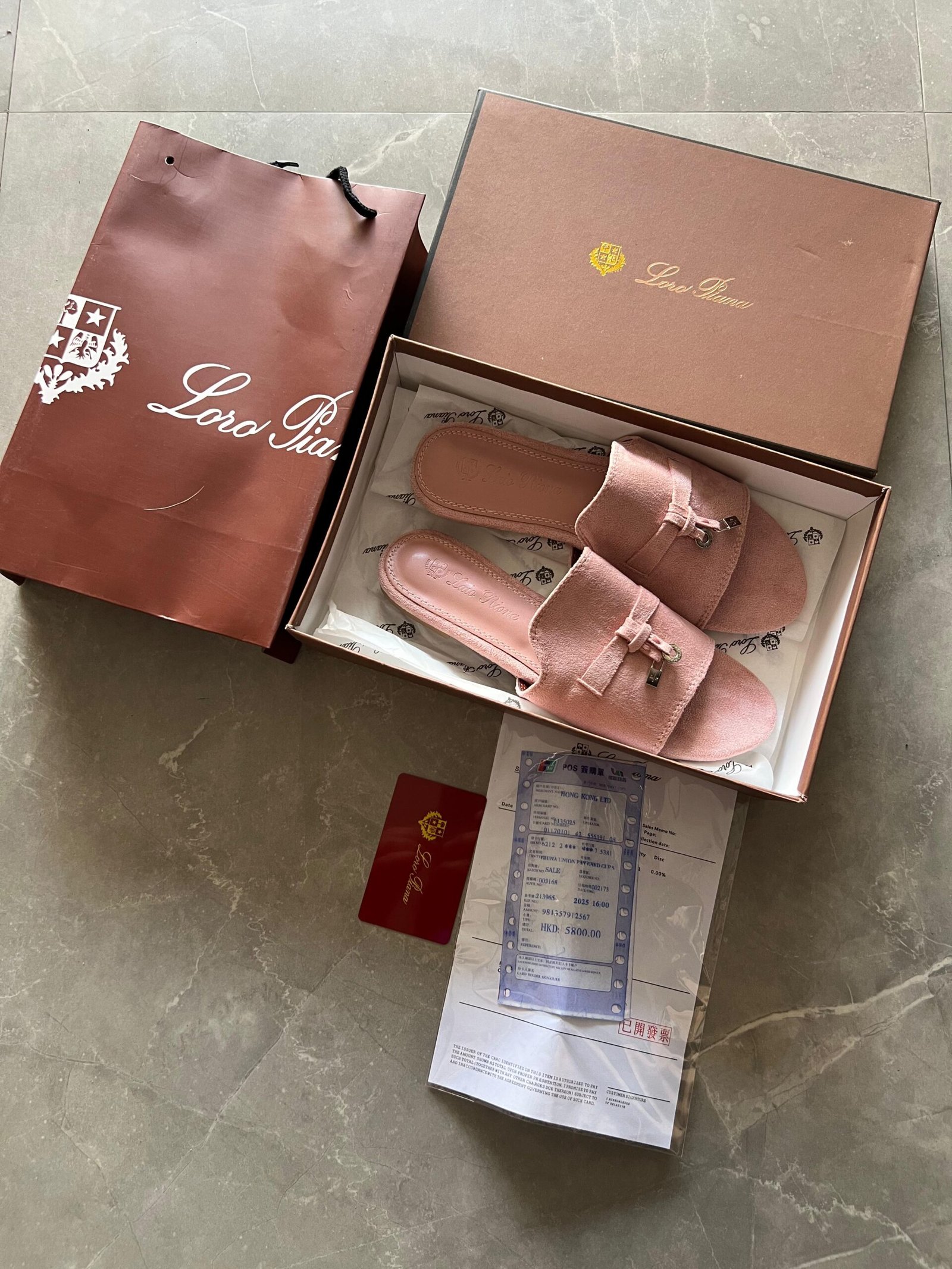 Luxury Flat Sandals for Women | BSBmart