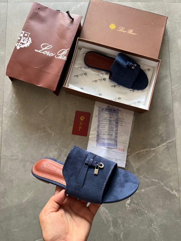 Luxury Flat Sandals for Women BSBmart (6) Luxury Flat Sandals for Women | BSBmart