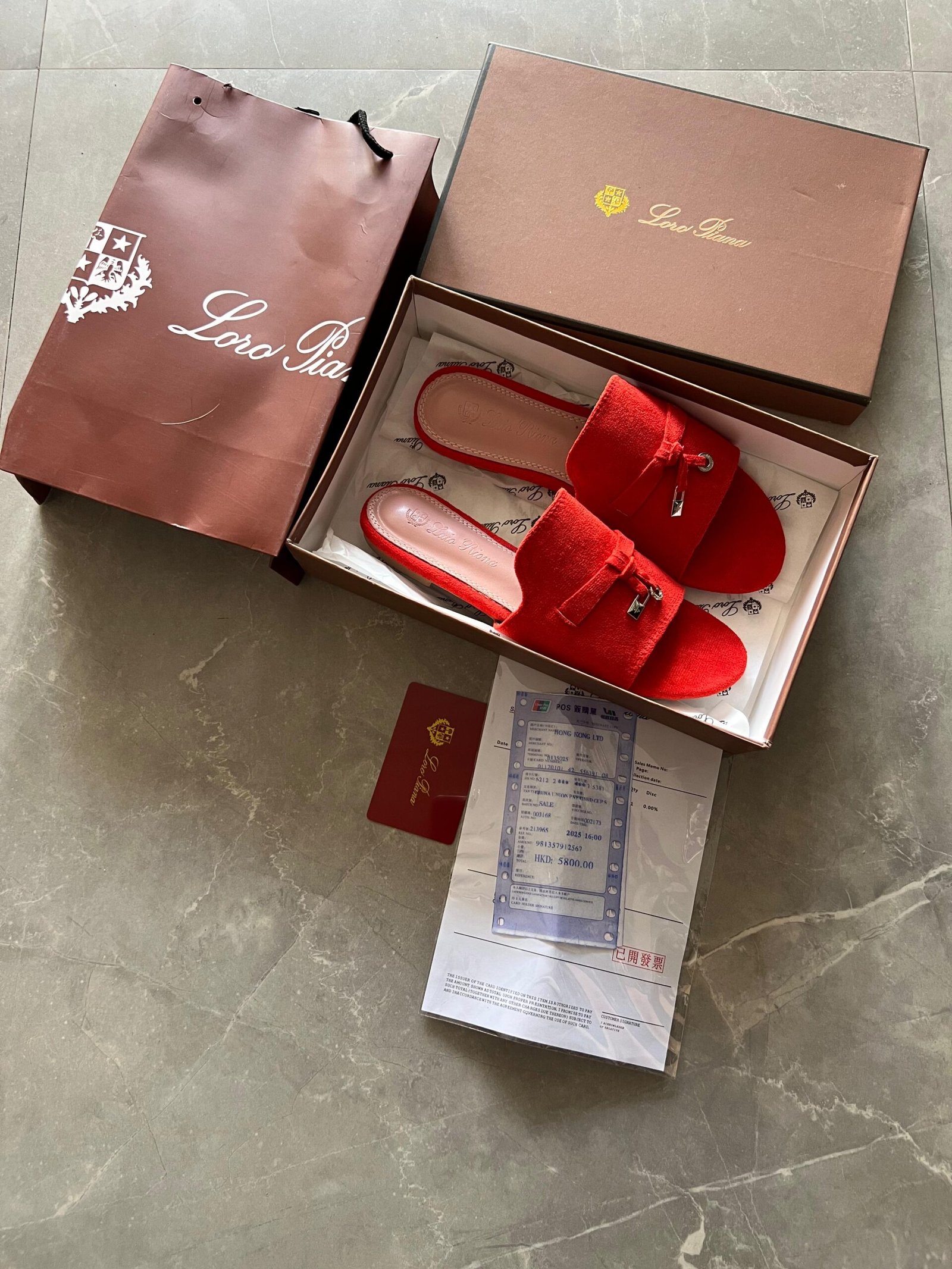Luxury Flat Sandals for Women | BSBmart