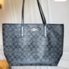 Luxury Women Town Tote Bag with Gift Box