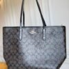 Luxury Women Town Tote Bag with Gift Box