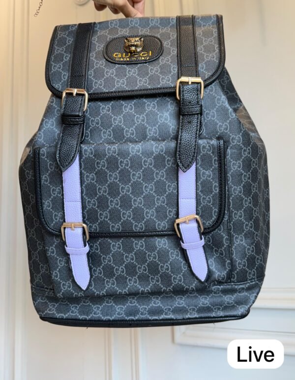 Signature Canvas Men’s Backpack | BSBmart