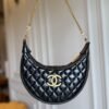 Luxury U-Shaped Quilted Bag with Gold Chain Strap