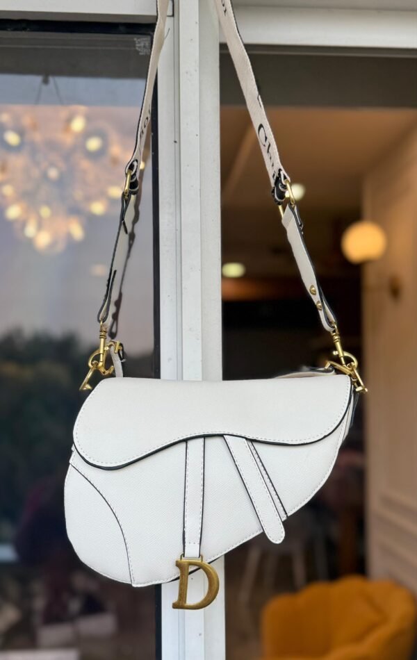 White Curved Shoulder Bag for Women BSBmart