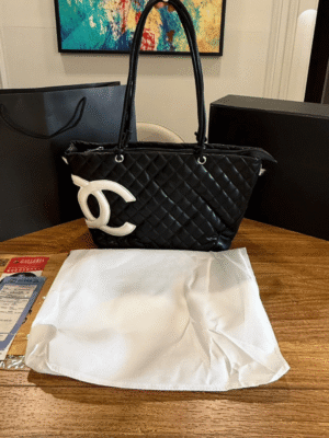 Black-Statement-Tote-Bag-for-Women