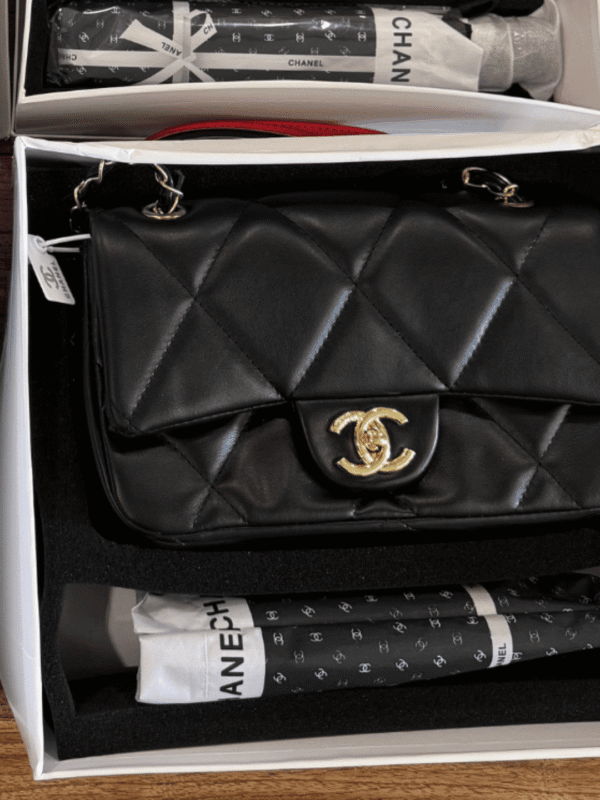 Flap Bag and Umbrella Combo for Women BSBmart 14 Luxury Flap Bag & Umbrella Gift Combo – 4 Colours
