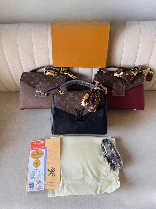 Elegant Top Handle Handbag for Women | BSBmart