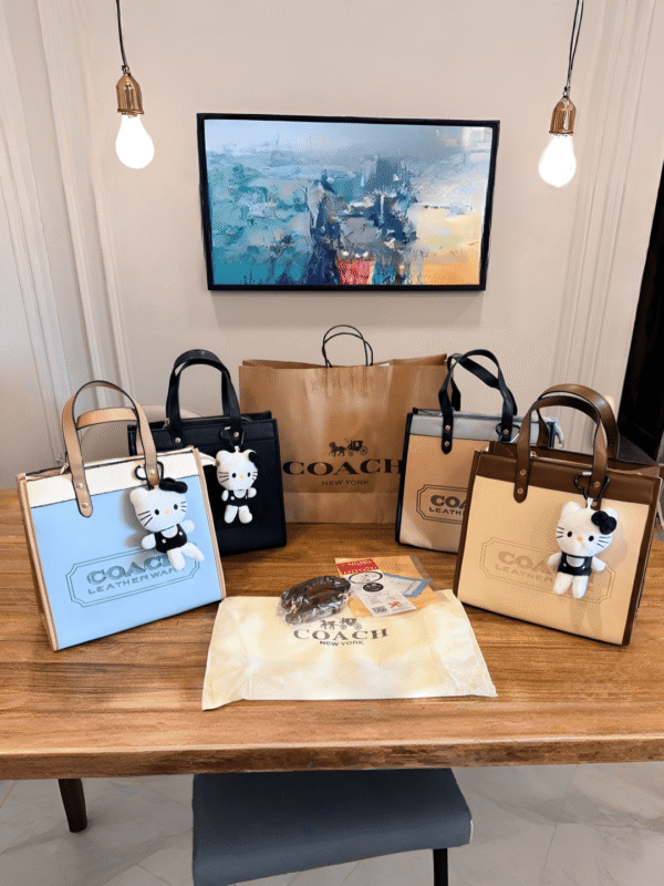 Field Tote Bag for Women with Cat Charm BSBmart